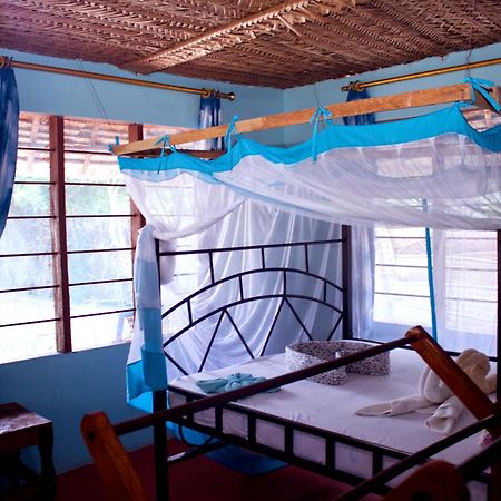 Afro Whale Shark Safari Bed & Breakfast Kilindoni Ngoại thất bức ảnh