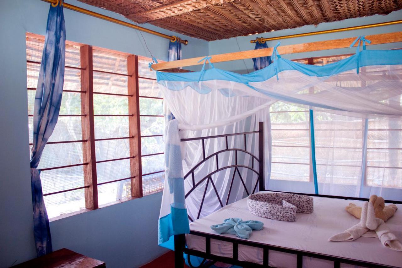 Afro Whale Shark Safari Bed & Breakfast Kilindoni Ngoại thất bức ảnh