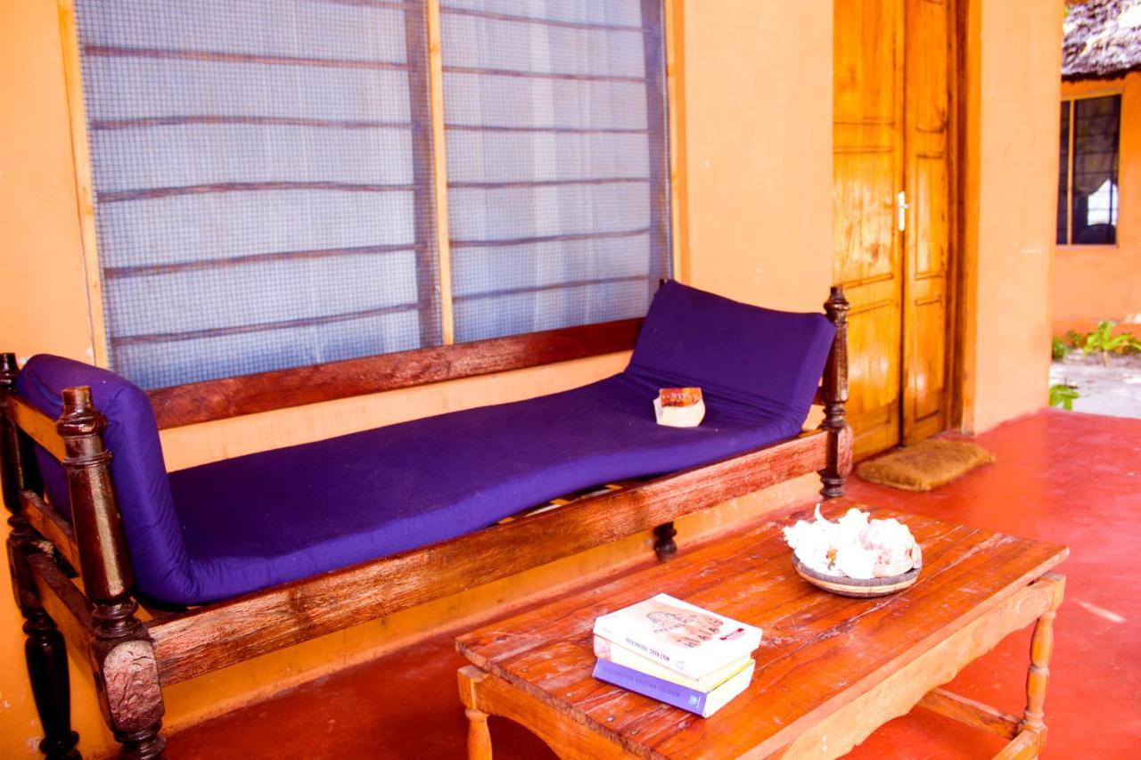 Afro Whale Shark Safari Bed & Breakfast Kilindoni Ngoại thất bức ảnh