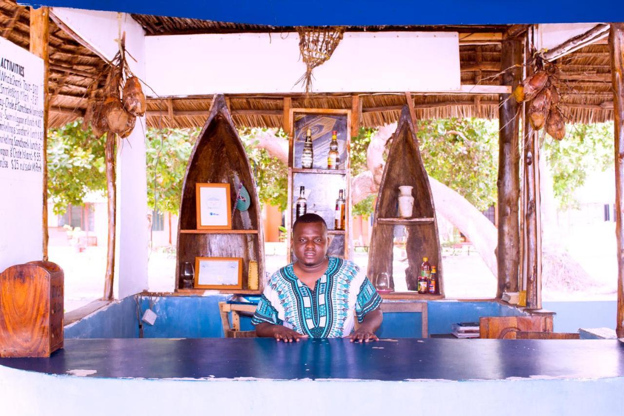 Afro Whale Shark Safari Bed & Breakfast Kilindoni Ngoại thất bức ảnh